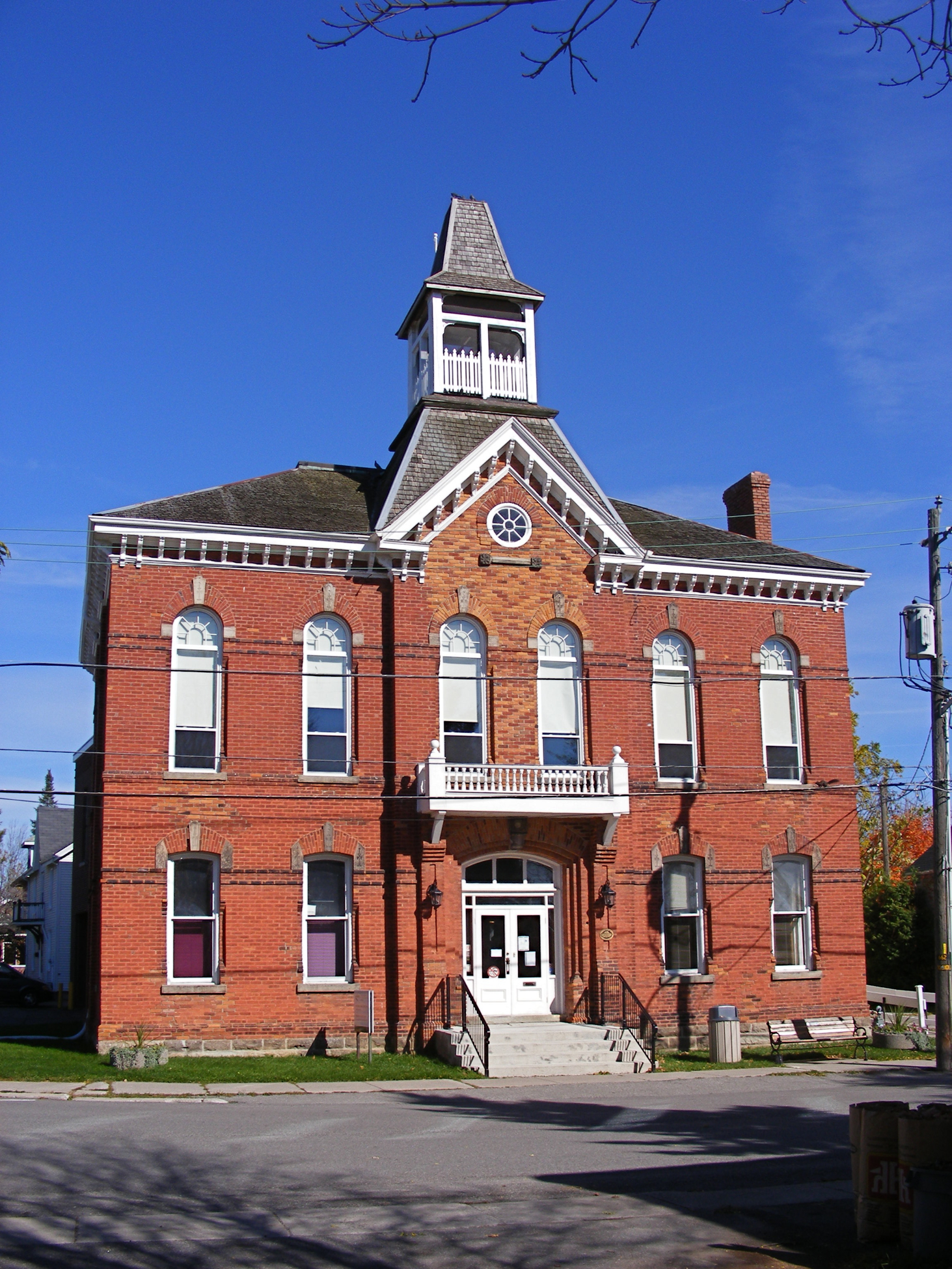Openly licensed location photo associated with Acton
