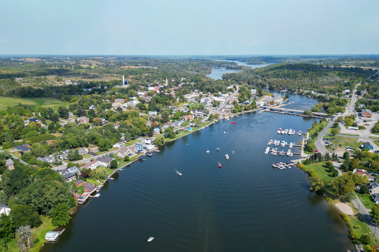 Openly licensed location photo associated with Hastings